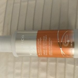 NWT blowout cream